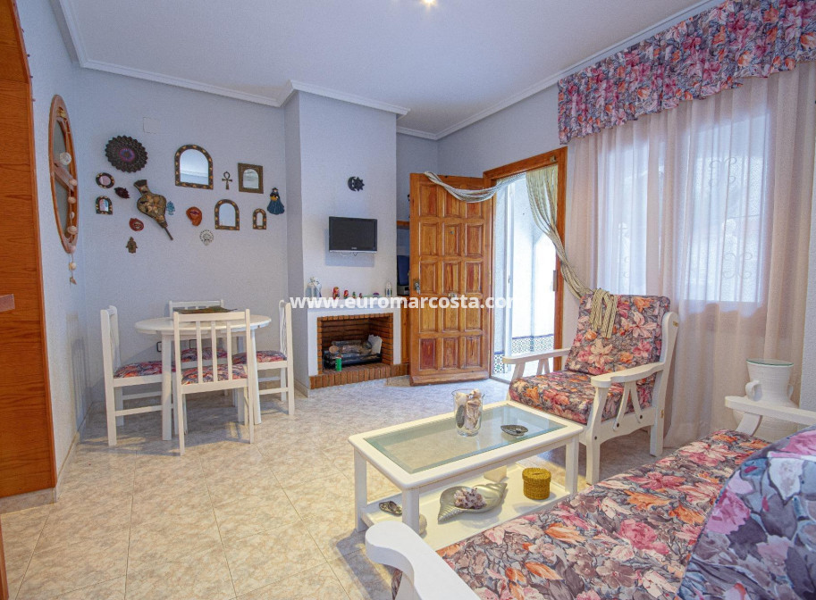 Venta - Bungalow - Torrevieja - Los Balcones - Los Altos del Edén