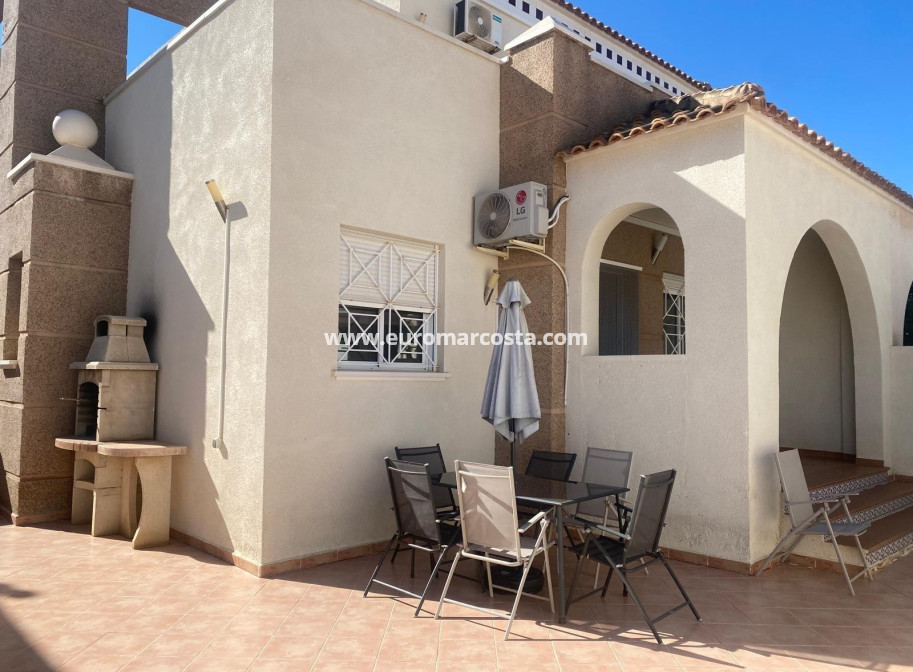 Venta - Villa - Torrevieja - TORREVIEJA