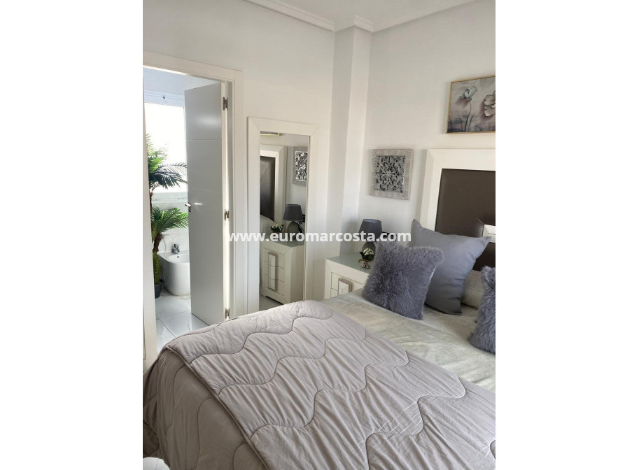 Venta - Villa - Torrevieja - TORREVIEJA