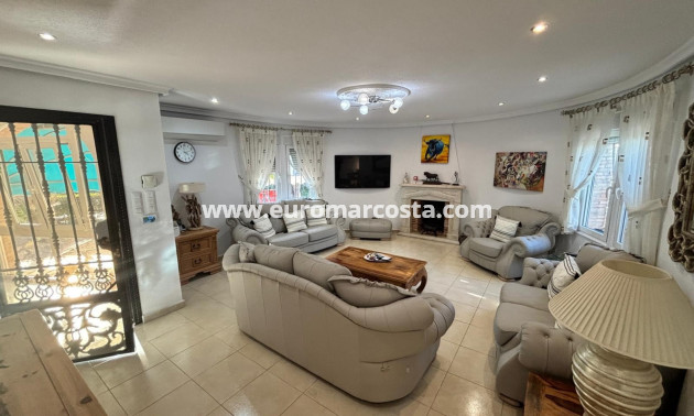 Venta - Detached House / Villa - Ciudad Quesada - CENTRO