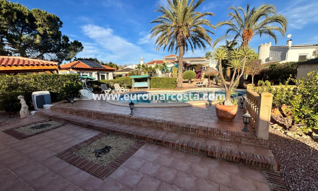 Venta - Detached House / Villa - Ciudad Quesada - CENTRO