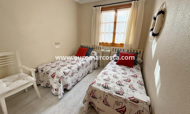 Sale - Bungalow Planta Alta - Guardamar del Segura