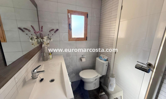 Sale - Bungalow Planta Alta - Guardamar del Segura