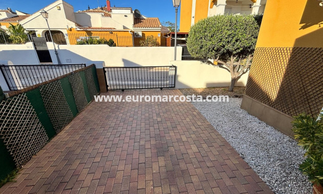 Objekte zum Wiederverkauf - Detached House / Villa - Los Montesinos