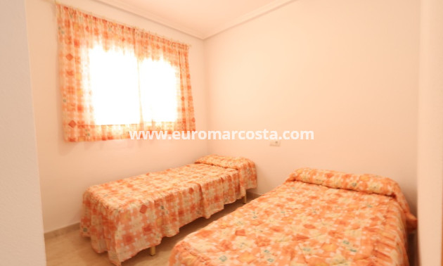 Sale - Apartment / flat - La Mata