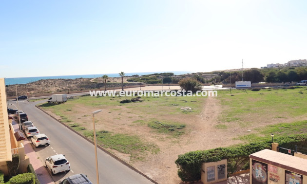 Sale - Apartment / flat - La Mata