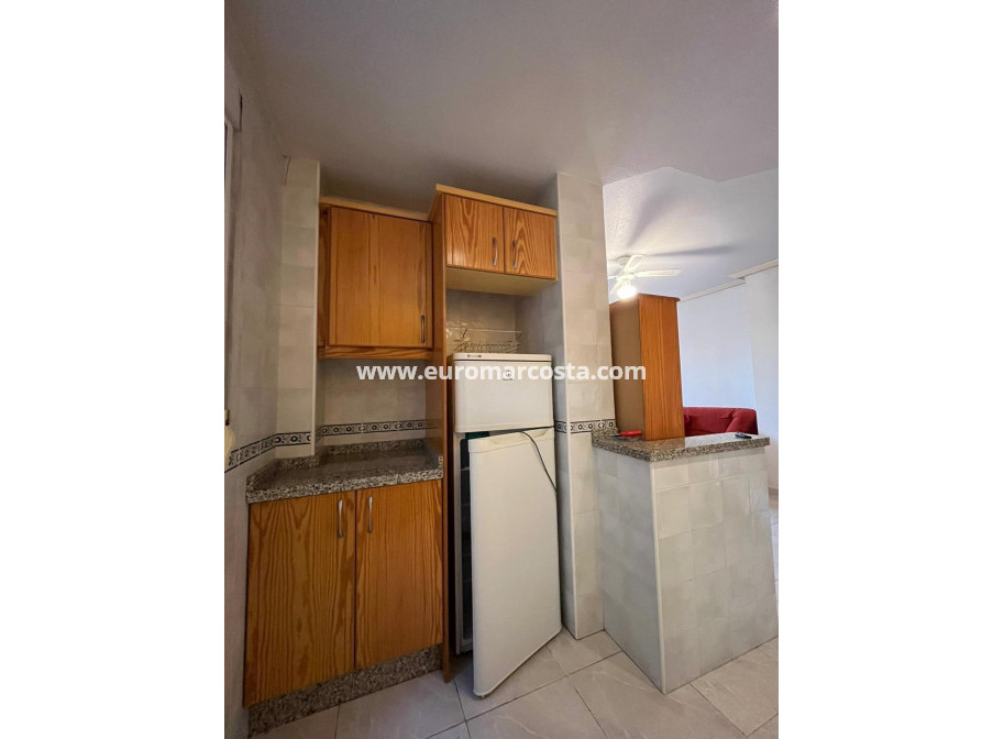 Venta - Apartamento / piso - Orihuela Costa - Los Almendros-La Florida