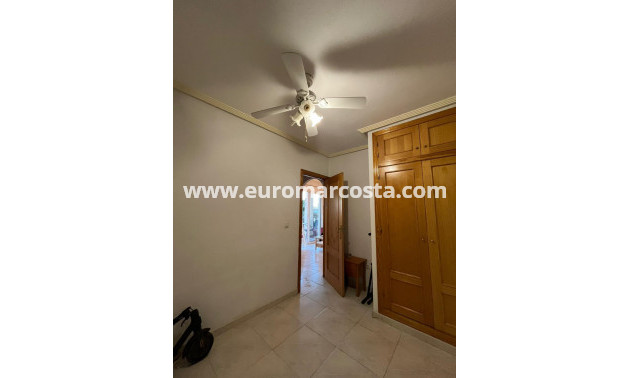 Venta - Apartamento / piso - Orihuela Costa - Los Almendros-La Florida