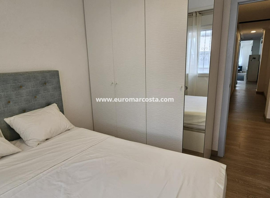 Venta - Apartamento / piso - Torrevieja - TORREVIEJA