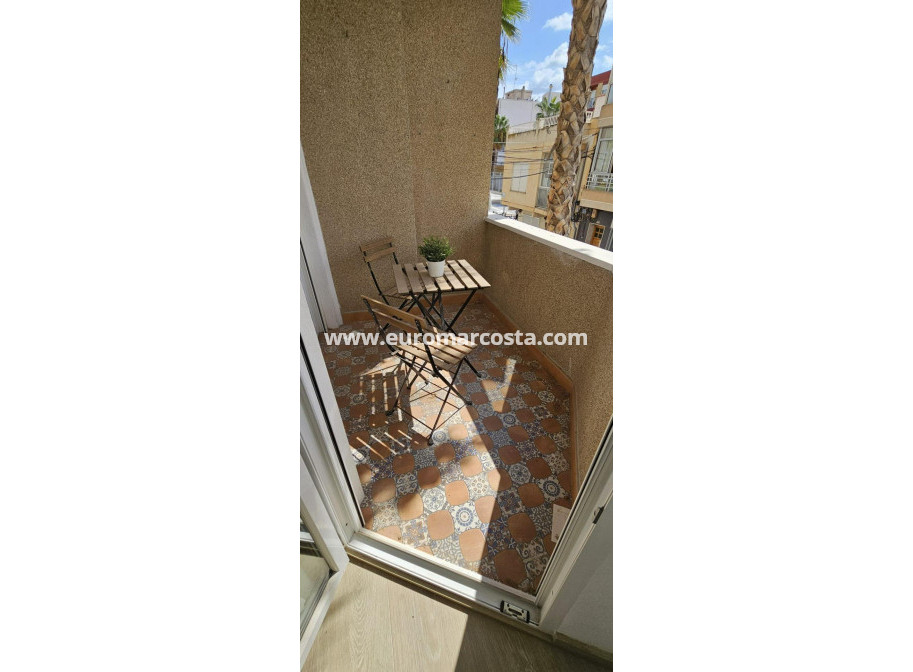 Venta - Apartamento / piso - Torrevieja - TORREVIEJA