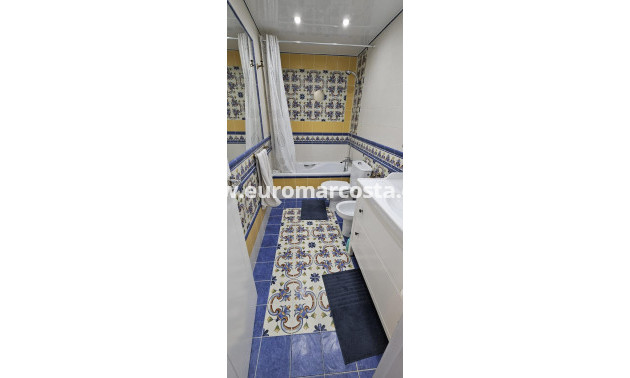 Venta - Apartamento / piso - Torrevieja - TORREVIEJA