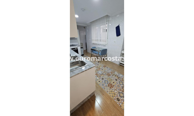 Venta - Apartamento / piso - Torrevieja - TORREVIEJA