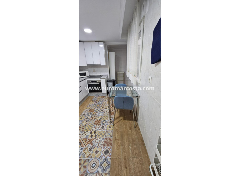 Venta - Apartamento / piso - Torrevieja - TORREVIEJA