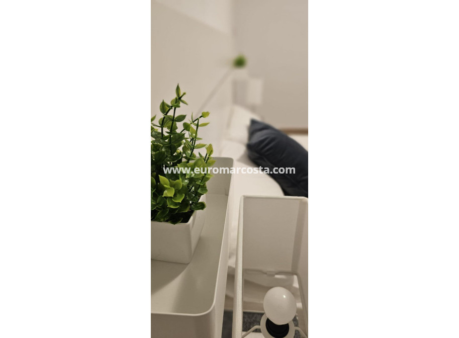 Venta - Apartamento / piso - Torrevieja - TORREVIEJA