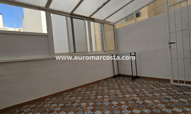 Venta - Apartamento / piso - Torrevieja - TORREVIEJA