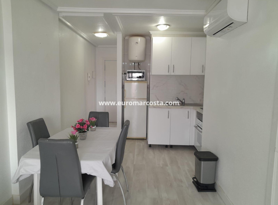 Venta - Apartamento / piso - Torrevieja - TORREVIEJA