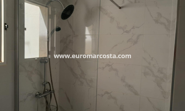 Venta - Apartamento / piso - Torrevieja - TORREVIEJA