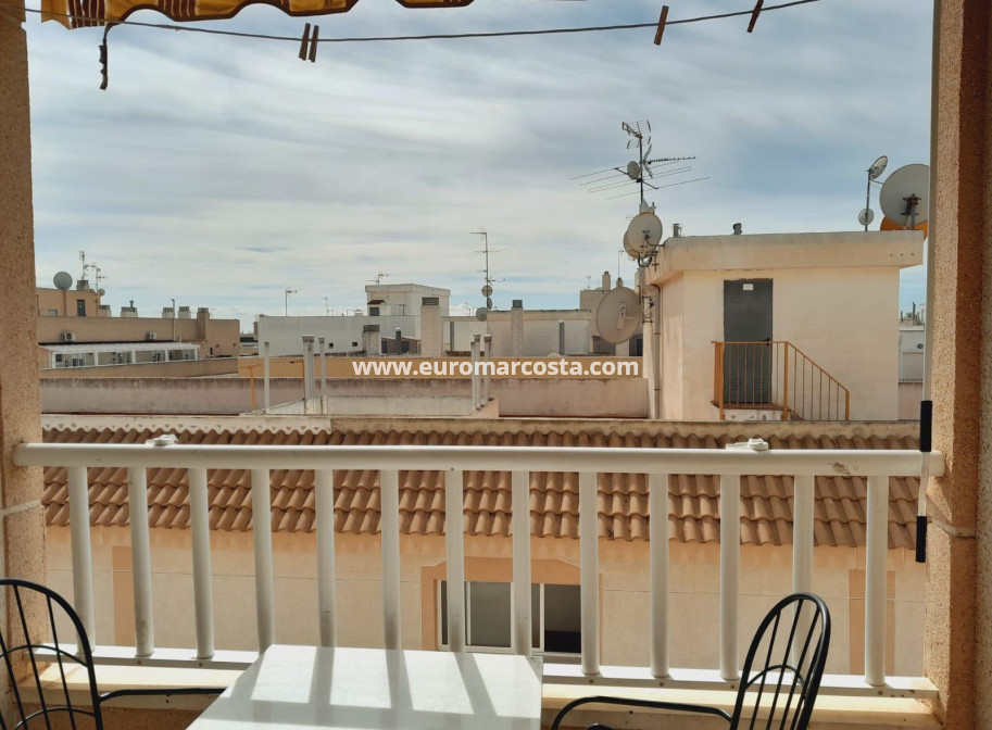 Venta - Apartamento / piso - Torrevieja - TORREVIEJA