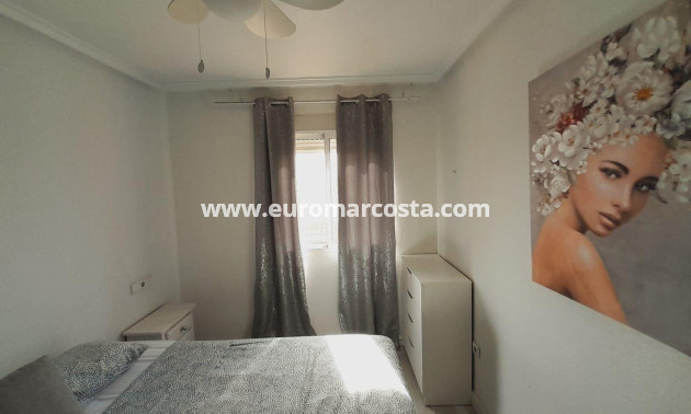 Venta - Apartamento / piso - Torrevieja - TORREVIEJA