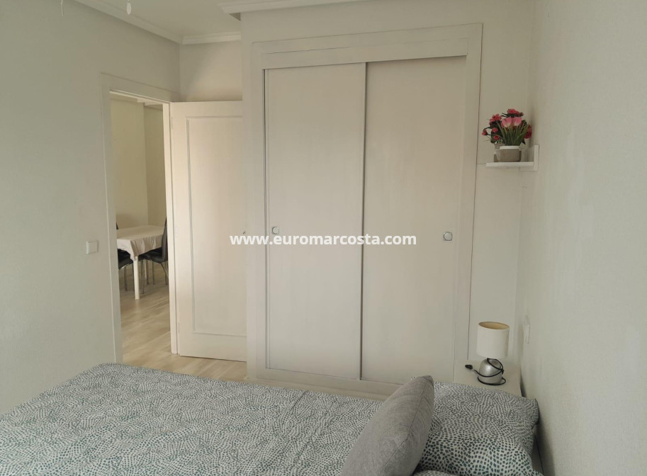 Venta - Apartamento / piso - Torrevieja - TORREVIEJA