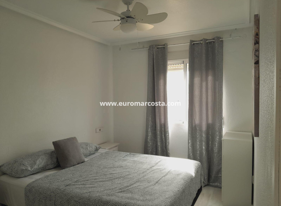 Venta - Apartamento / piso - Torrevieja - TORREVIEJA