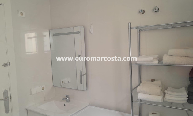 Venta - Apartamento / piso - Torrevieja - TORREVIEJA