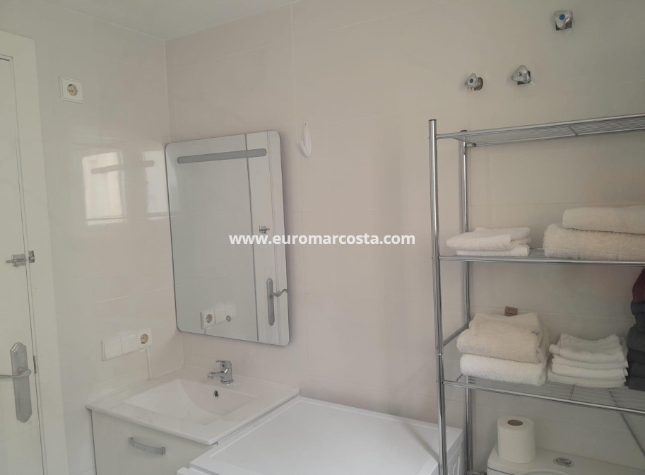 Venta - Apartamento / piso - Torrevieja - TORREVIEJA