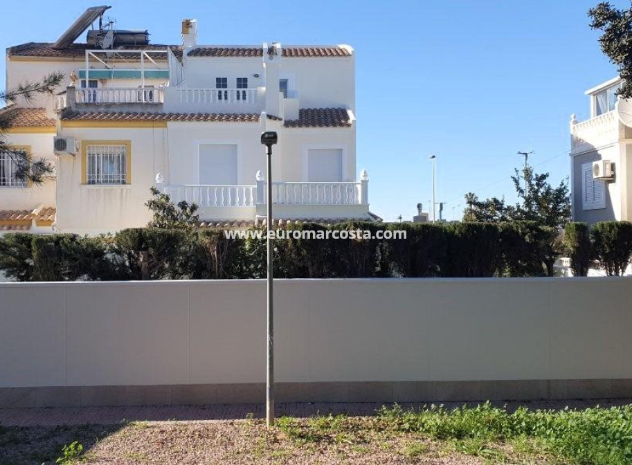 Venta - Villa - Torrevieja - TORREVIEJA