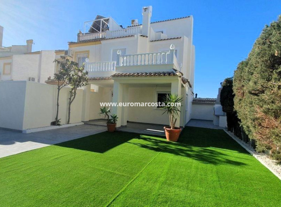 Venta - Villa - Torrevieja - TORREVIEJA