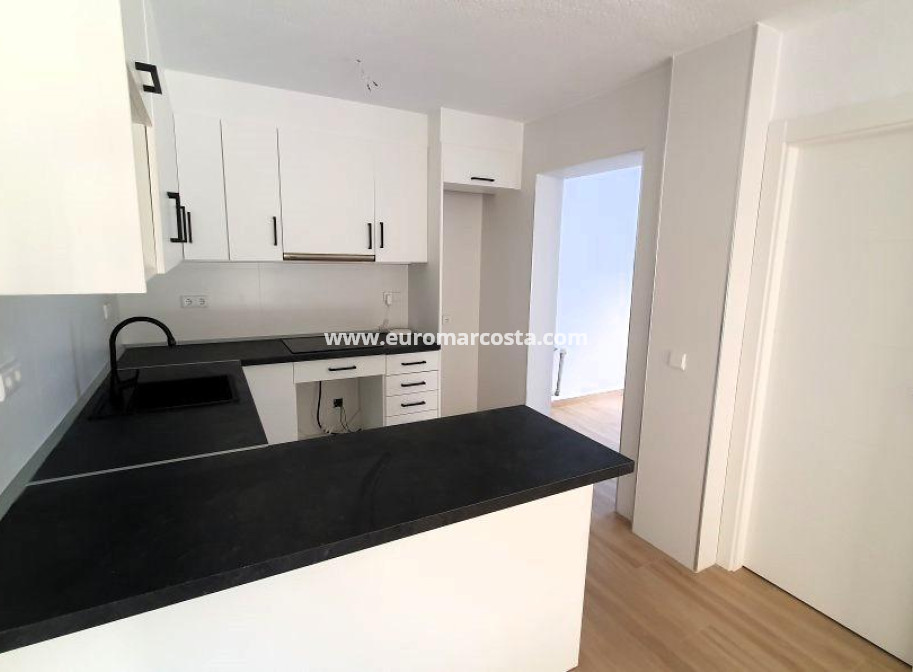 Venta - Villa - Torrevieja - TORREVIEJA