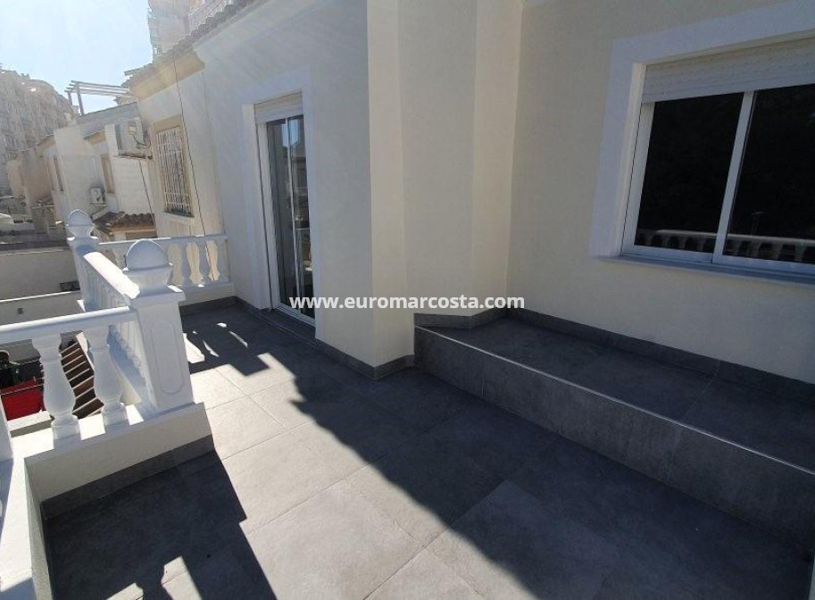 Venta - Villa - Torrevieja - TORREVIEJA