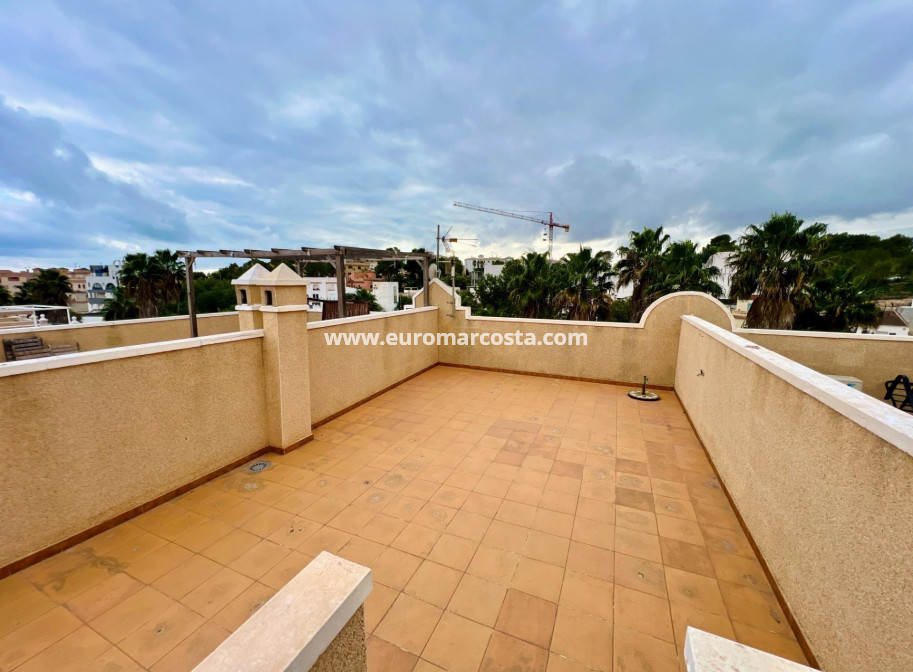 Venta - Villa - Orihuela Costa - TORREVIEJA