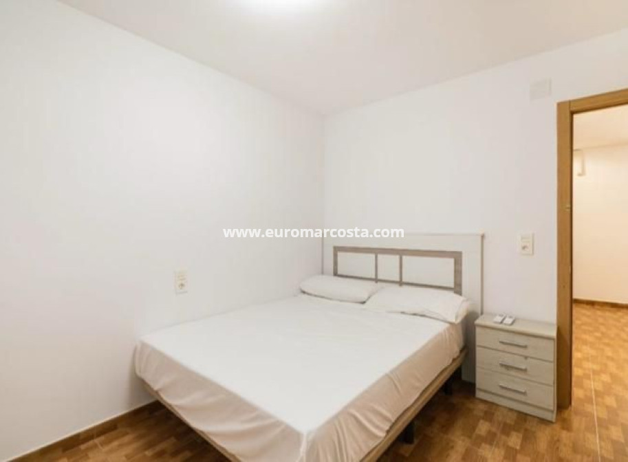 Sale - Apartment / flat - La Mata