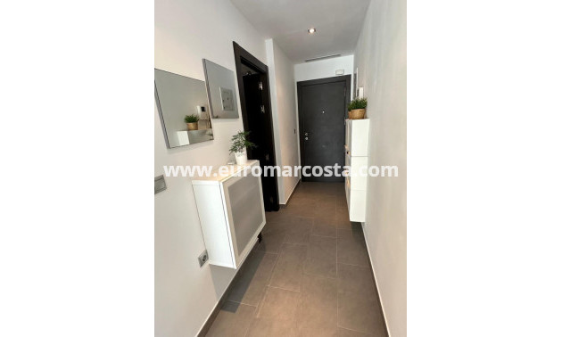 Sale - Apartment / flat - La Mata