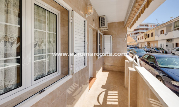 Sale - Bungalow - Torrevieja - TORREVIEJA