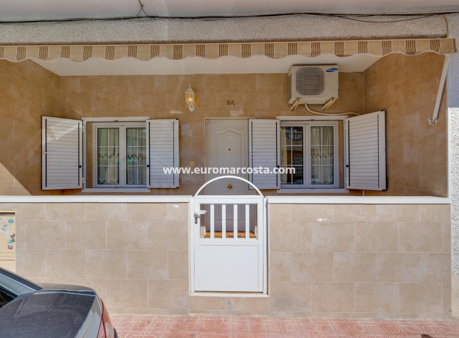 Sale - Bungalow - Torrevieja - TORREVIEJA