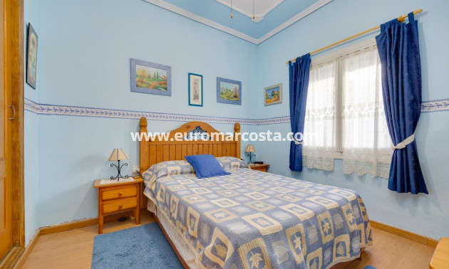 Sale - Bungalow - Torrevieja - TORREVIEJA