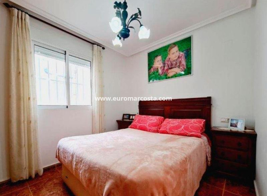 Sale - Penthouse - Torrevieja - TORREVIEJA