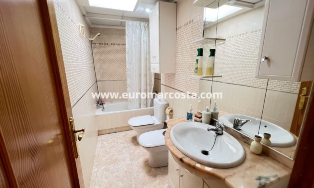 Venta - Apartamento / piso - Guardamar del Segura