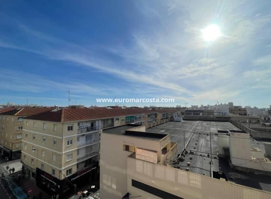 Objekte zum Wiederverkauf - Penthouse - Torrevieja - TORREVIEJA