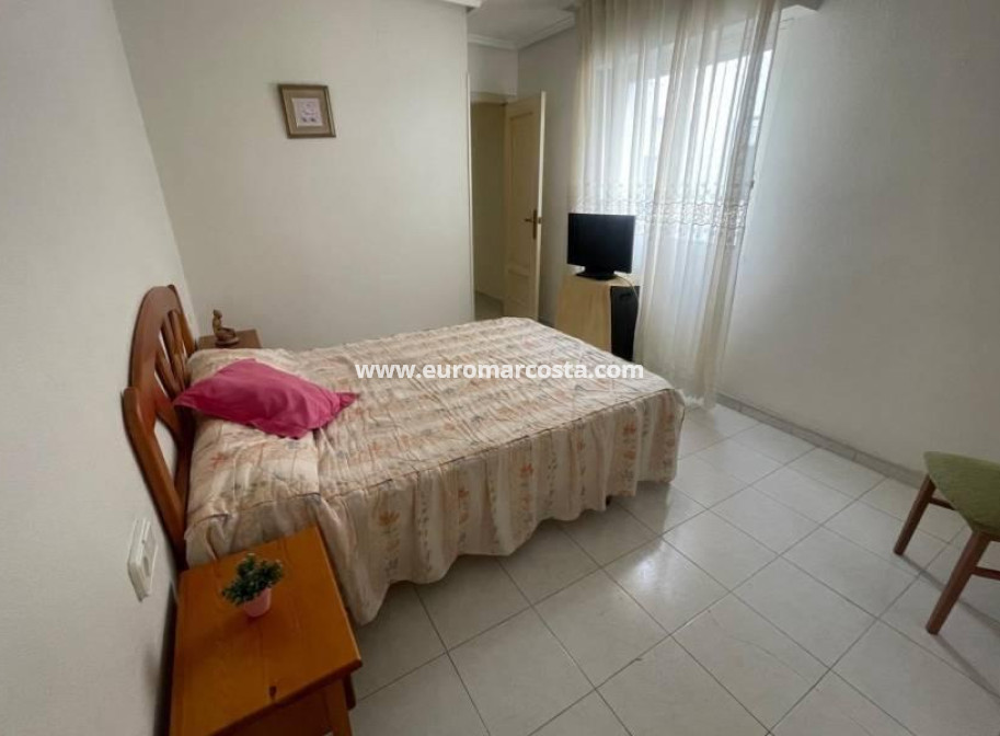 Objekte zum Wiederverkauf - Penthouse - Torrevieja - TORREVIEJA