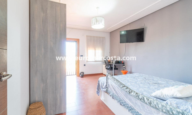 Venta - Villa - Torrevieja - TORREVIEJA