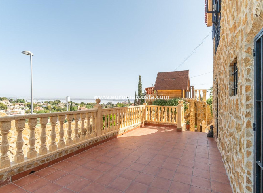 Venta - Villa - Torrevieja - TORREVIEJA