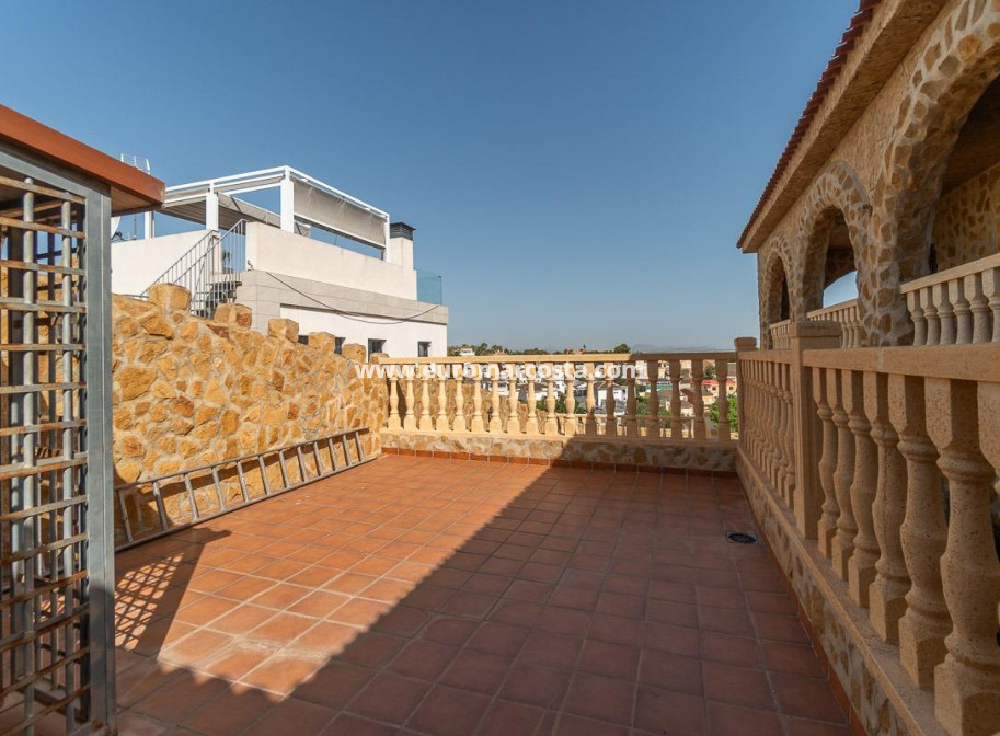 Venta - Villa - Torrevieja - TORREVIEJA