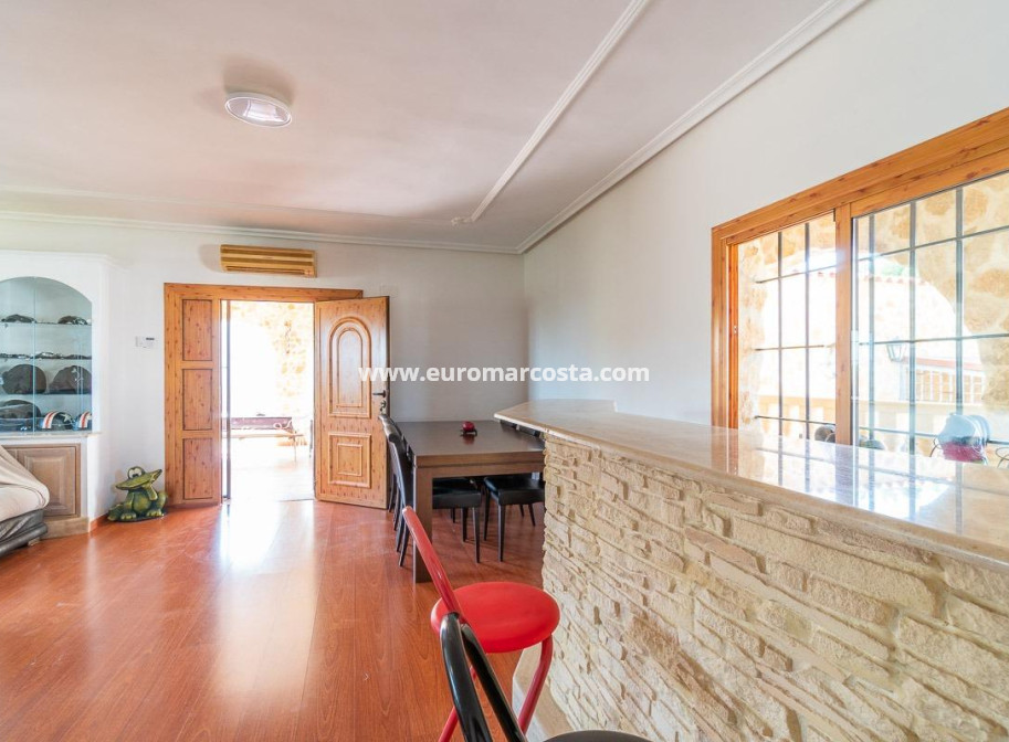 Venta - Villa - Torrevieja - TORREVIEJA