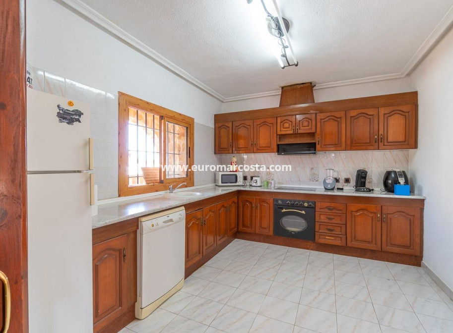 Venta - Villa - Torrevieja - TORREVIEJA