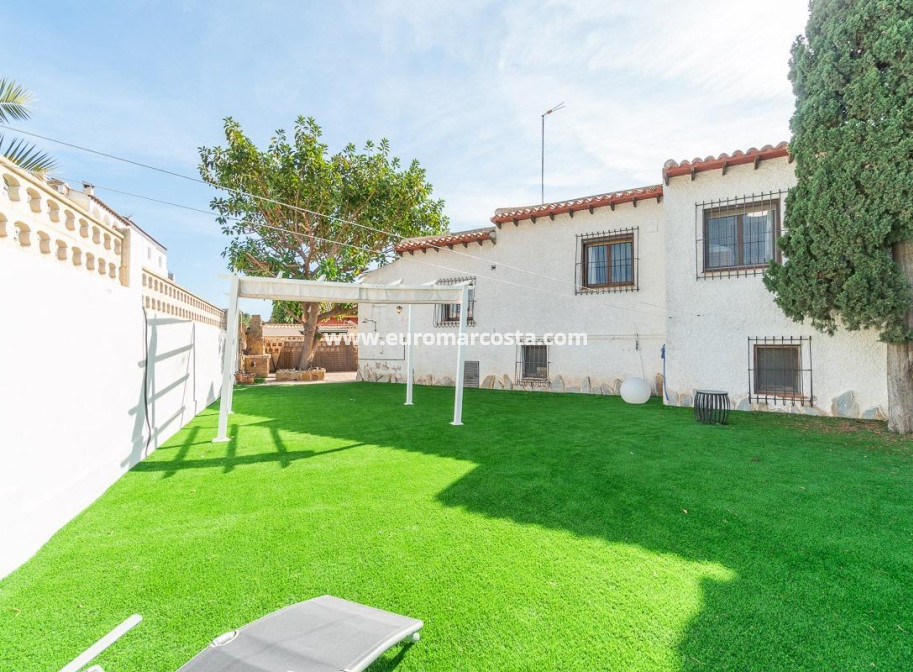 Venta - Villa - Orihuela Costa