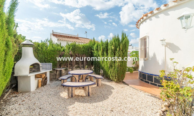 Sale - Villa - Orihuela Costa