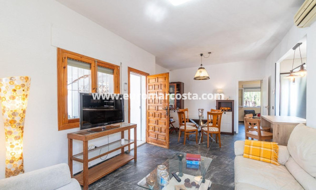 Sale - Villa - Orihuela Costa