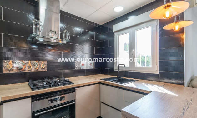 Sale - Villa - Orihuela Costa